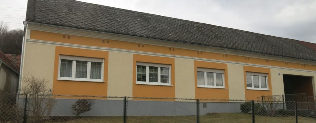 Kniestockhaus, Kukmirn